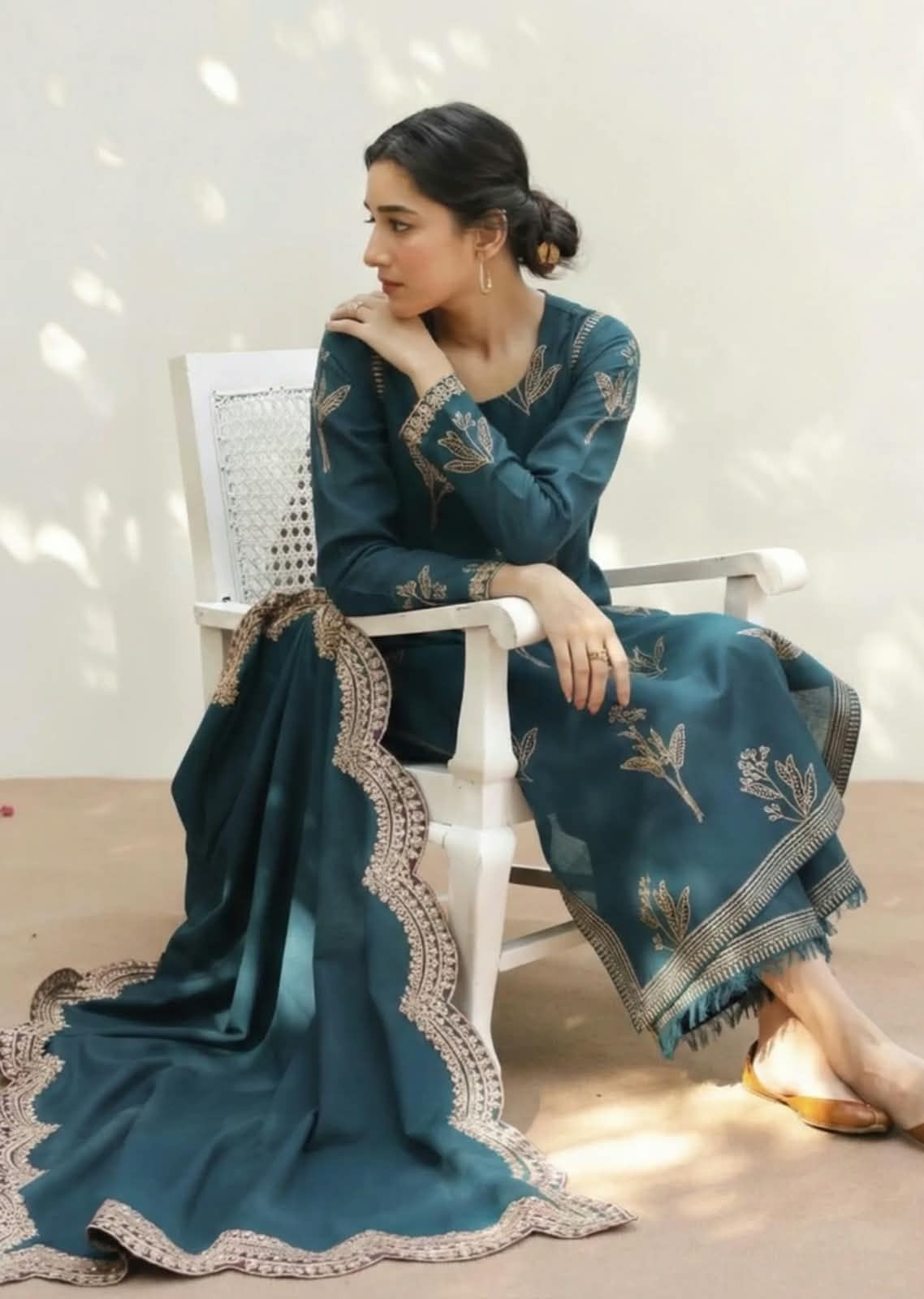 MHR - 3PC DHANAK EMBROIDERED UNSTITCHED (Teal)